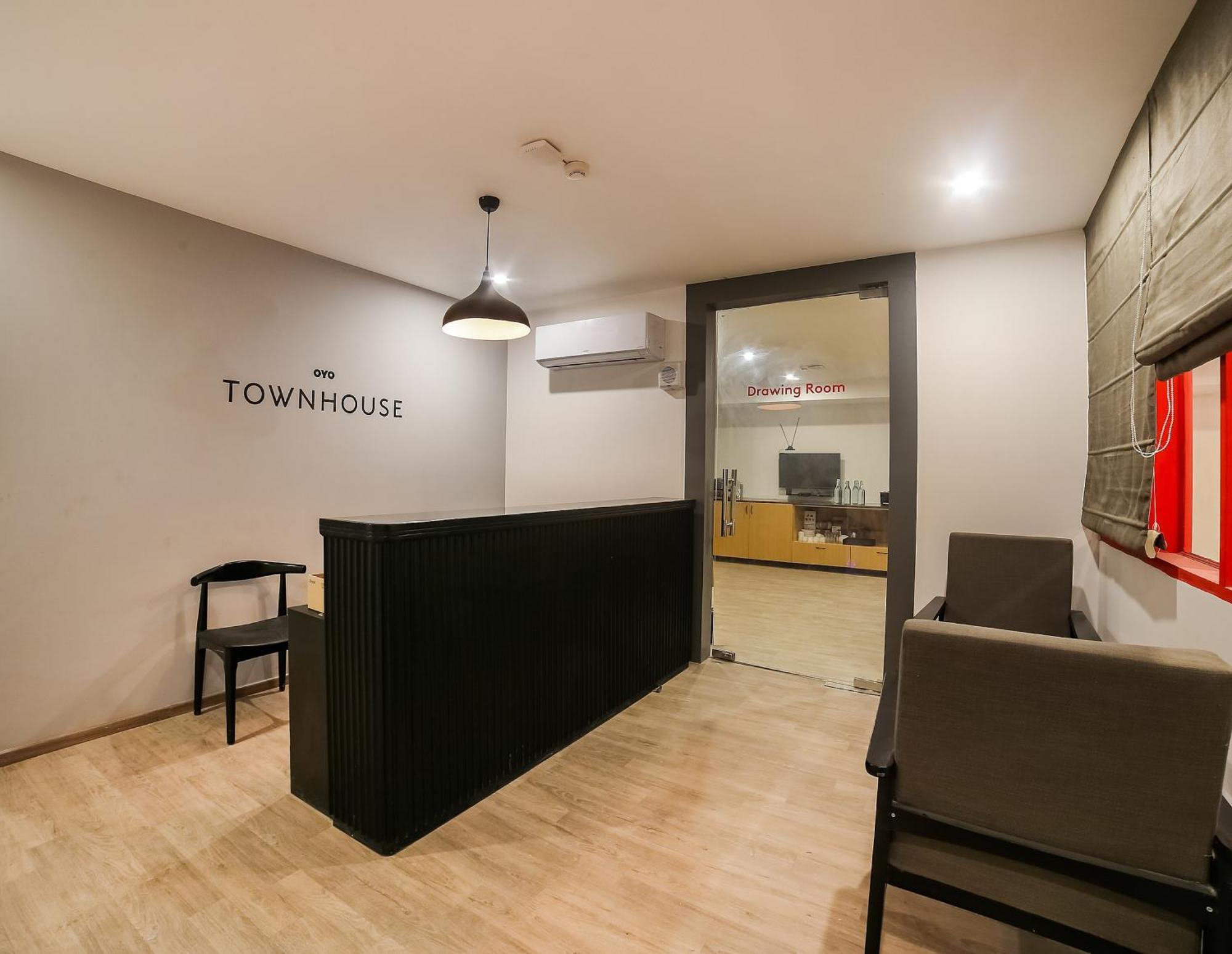 Super Townhouse Near Appu Ghar 호텔 구르가온 외부 사진