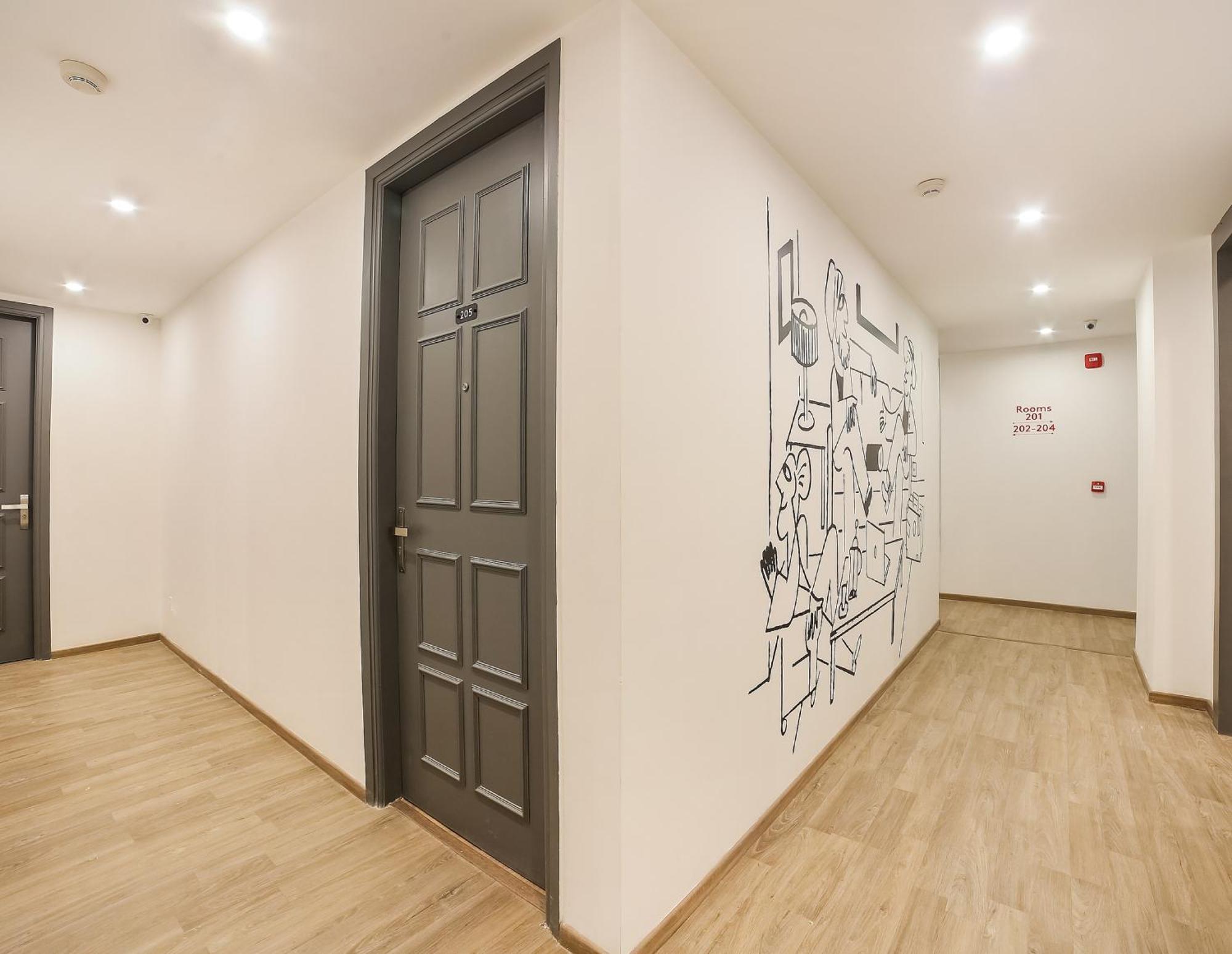Super Townhouse Near Appu Ghar 호텔 구르가온 외부 사진