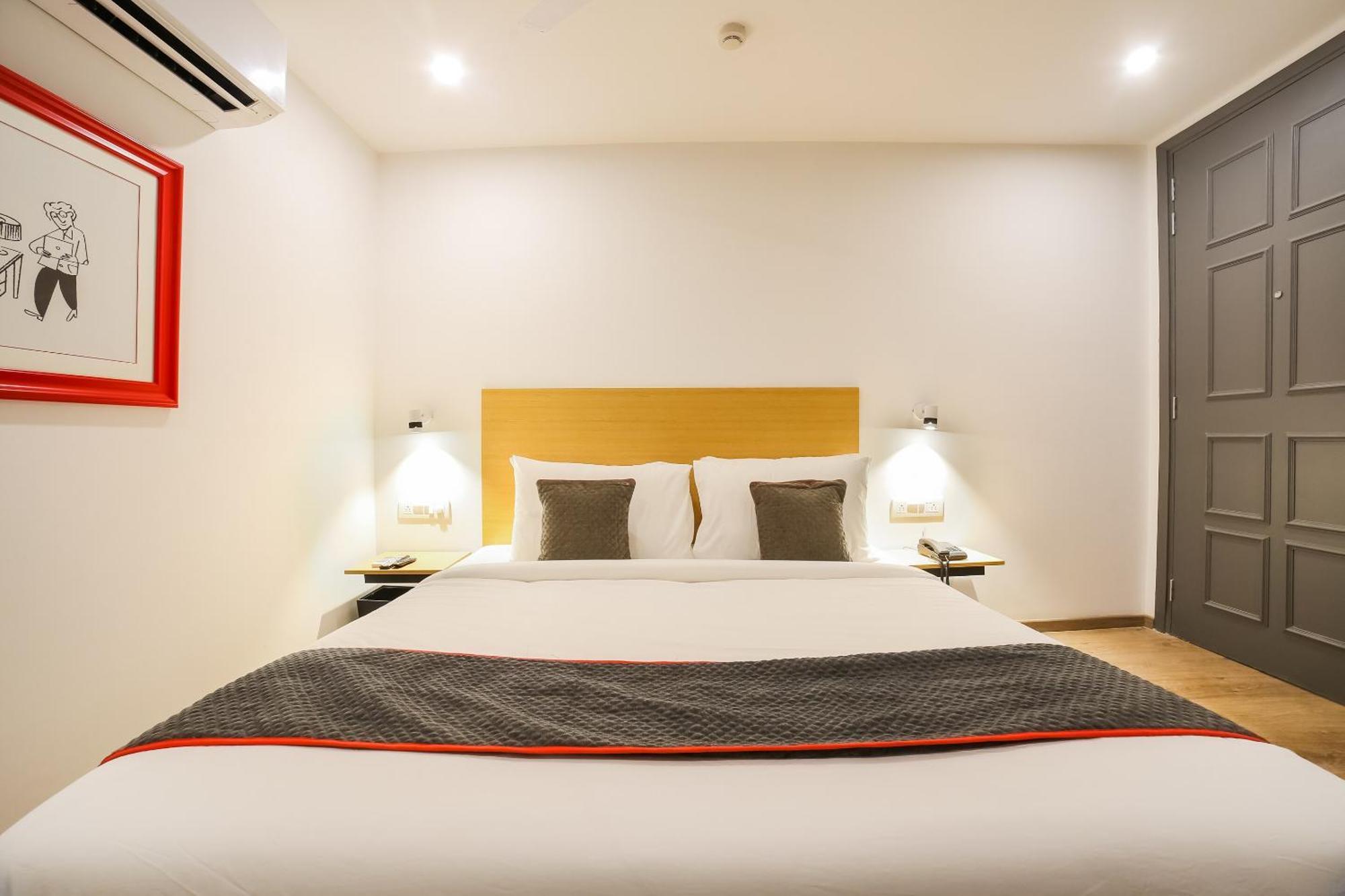 Super Townhouse Near Appu Ghar 호텔 구르가온 외부 사진