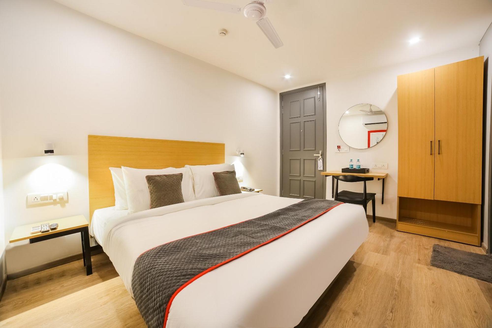 Super Townhouse Near Appu Ghar 호텔 구르가온 외부 사진
