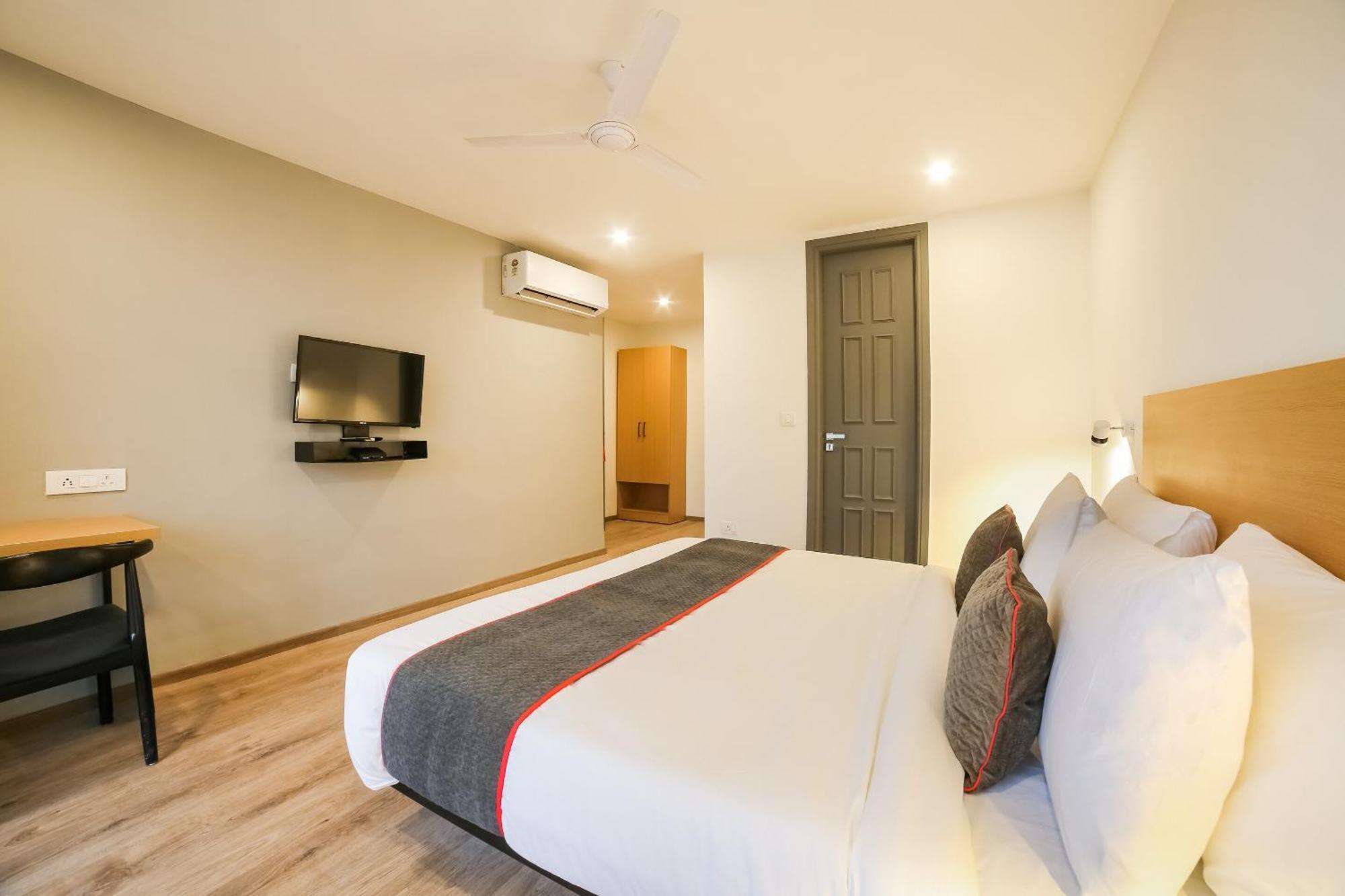Super Townhouse Near Appu Ghar 호텔 구르가온 외부 사진