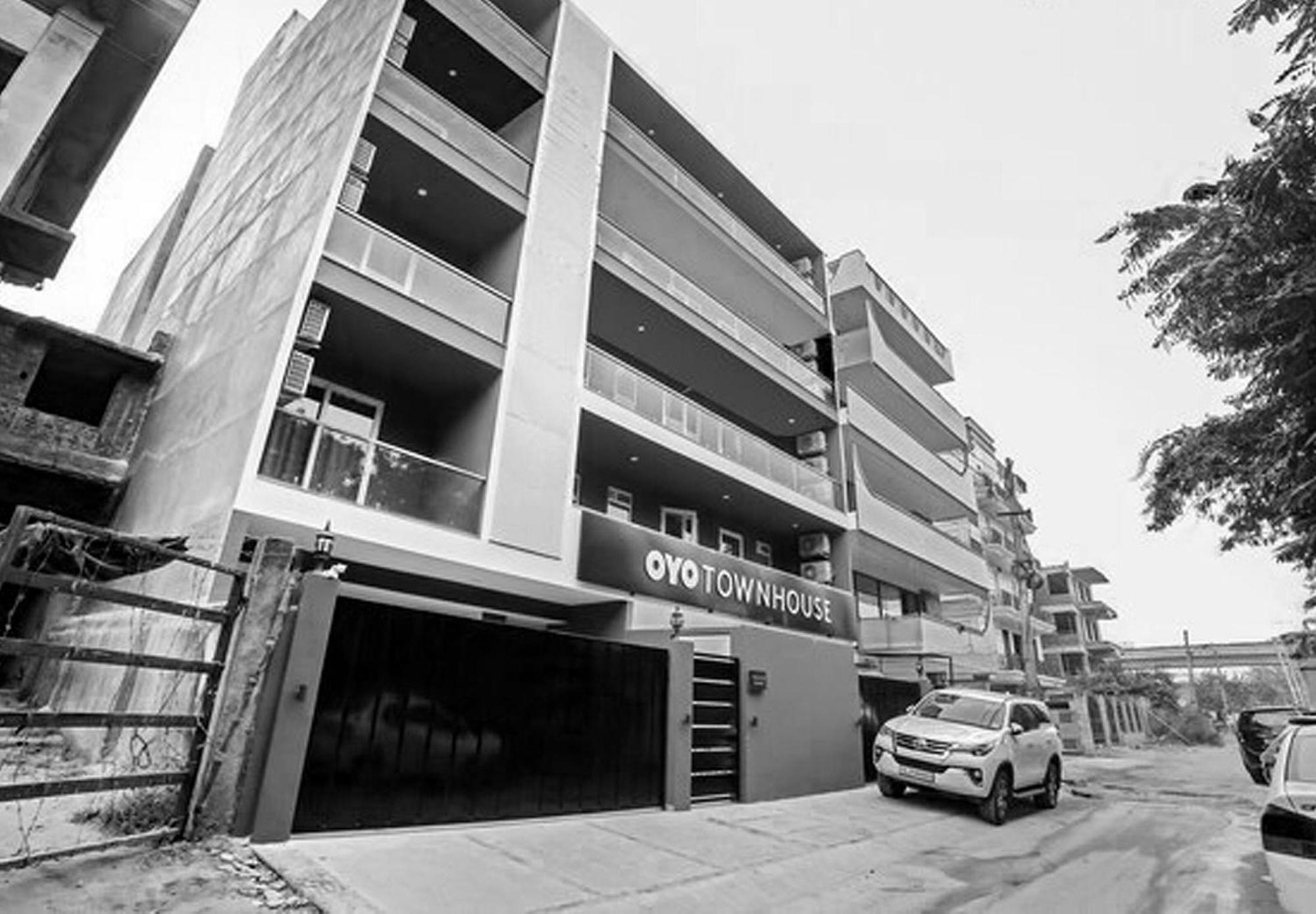 Super Townhouse Near Appu Ghar 호텔 구르가온 외부 사진