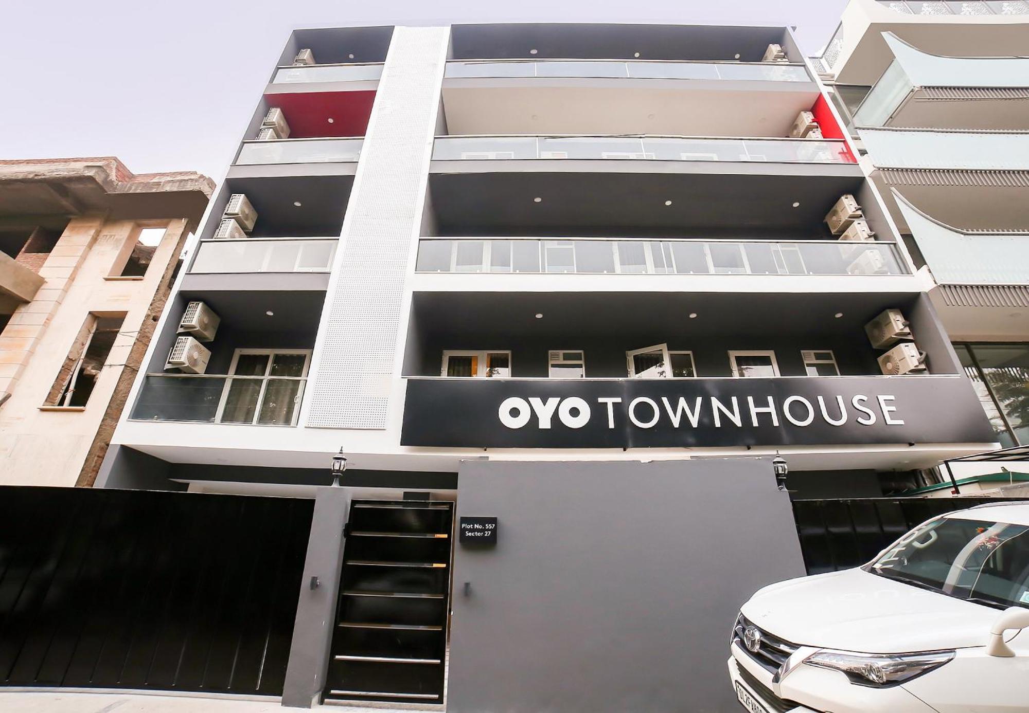 Super Townhouse Near Appu Ghar 호텔 구르가온 외부 사진