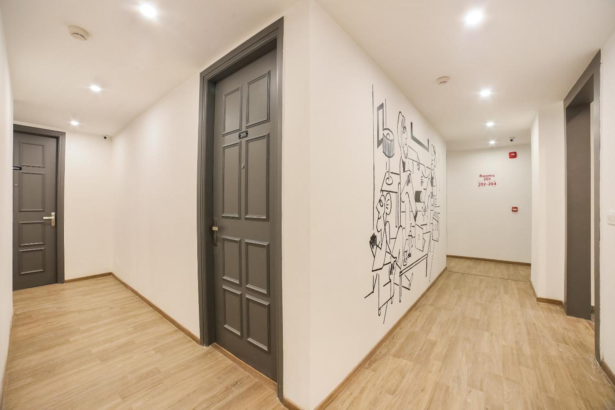 Super Townhouse Near Appu Ghar 호텔 구르가온 외부 사진